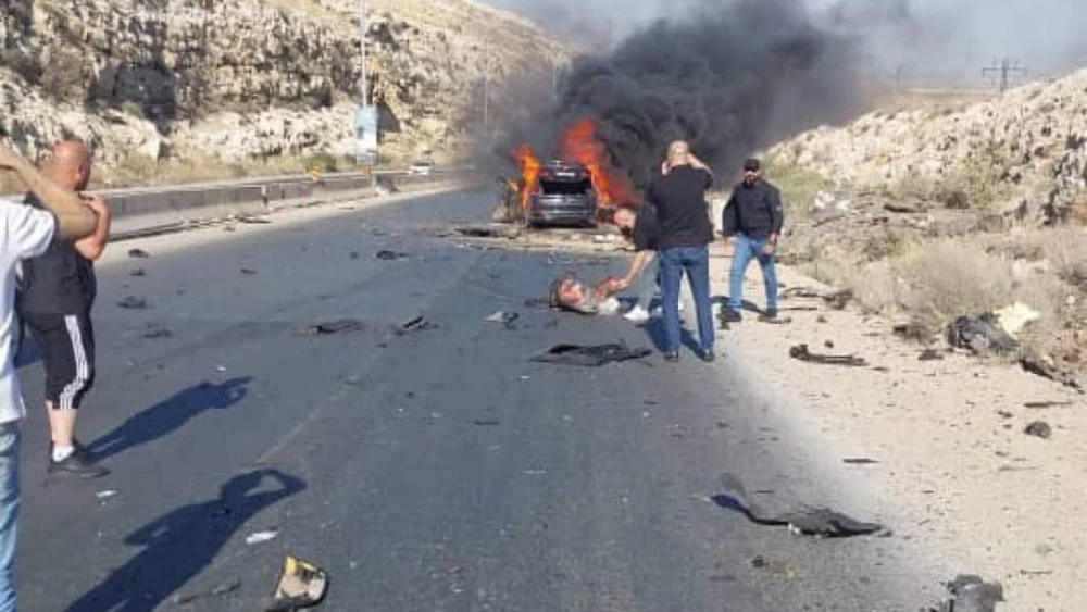 The scene of an alleged Israeli strike on the Damascus-Beirut Highway, July 15, 2024. Credit: X.