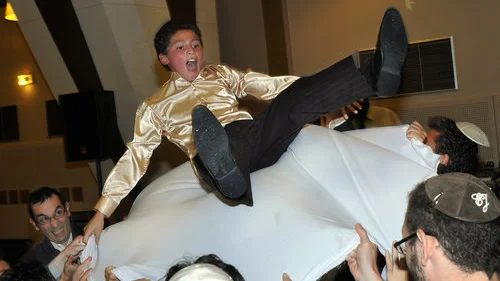 French Jews celebrate a bar mitzvah in a synagogue in Paris June 6, 2012. Credit: Serge Attal/Flash90.