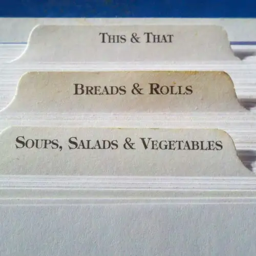 Recipe cards. Credit: Roy Guisinger/Pixabay.