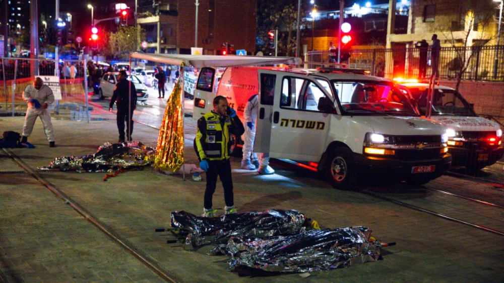 Israeli security and rescue forces at the scene of a deadly shooting attack in the Neve Ya'akov neighborhood of Jerusalem, Jan. 27, 2023. Photo by Olivier Fitoussi/Flash90.