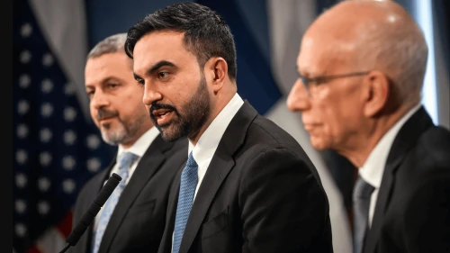 Zohran Mamdani, alcalde de la ciudad de Nueva York, ofrece una conferencia de prensa para hacer un anuncio presupuestario en el Ayuntamiento, el 28 de enero de 2026. Crédito: Ed Reed/Oficina de Fotografía de la Alcaldía.