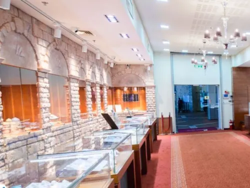 A showroom at the Israel Diamond Center. Credit: IDC.