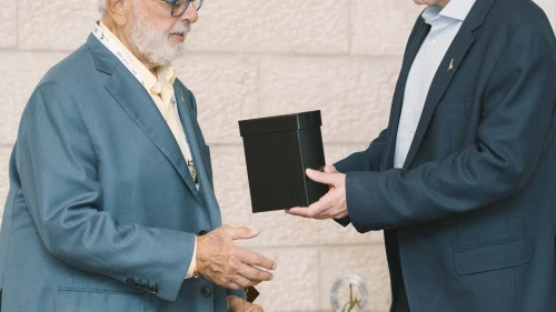 Hebrew University of Jerusalem president, professor Asher Cohen (right), celebrated the contributions of Arthur Gutterman during the Wall of Life Ceremony at the 87th Board of Governors meeting in Jerusalem. Photo by Maxim Dinshtein