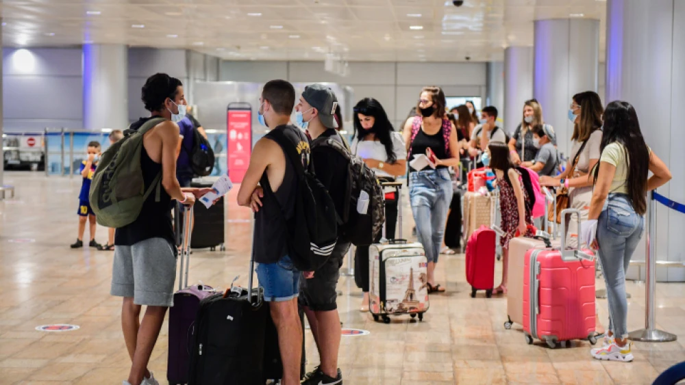 The departures hall at Ben-Gurion Airport, Aug. 16, 2020. Credit: Avshalom Sassoni/Flash90.