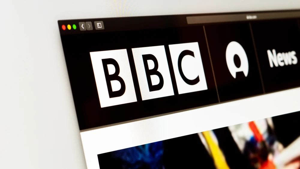 A closeup of the “BBC” news website. Credit: Anton Garin/Shutterstock.