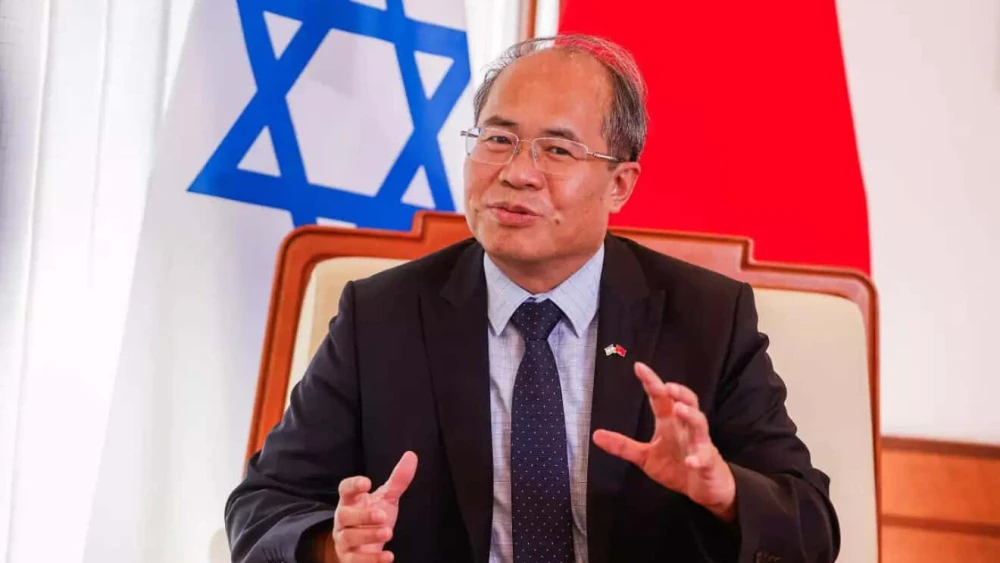 Ambassador Xiao Junzheng during his interview with "Israel Hayom," July 2025. Photo by Yehoshua Yosef.