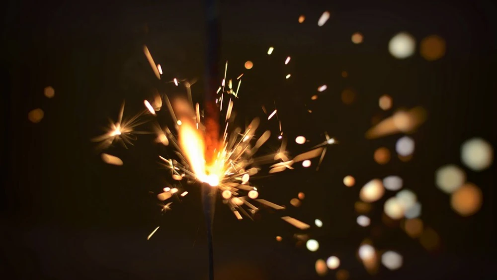 Sparkler. Credit: Pixabay.