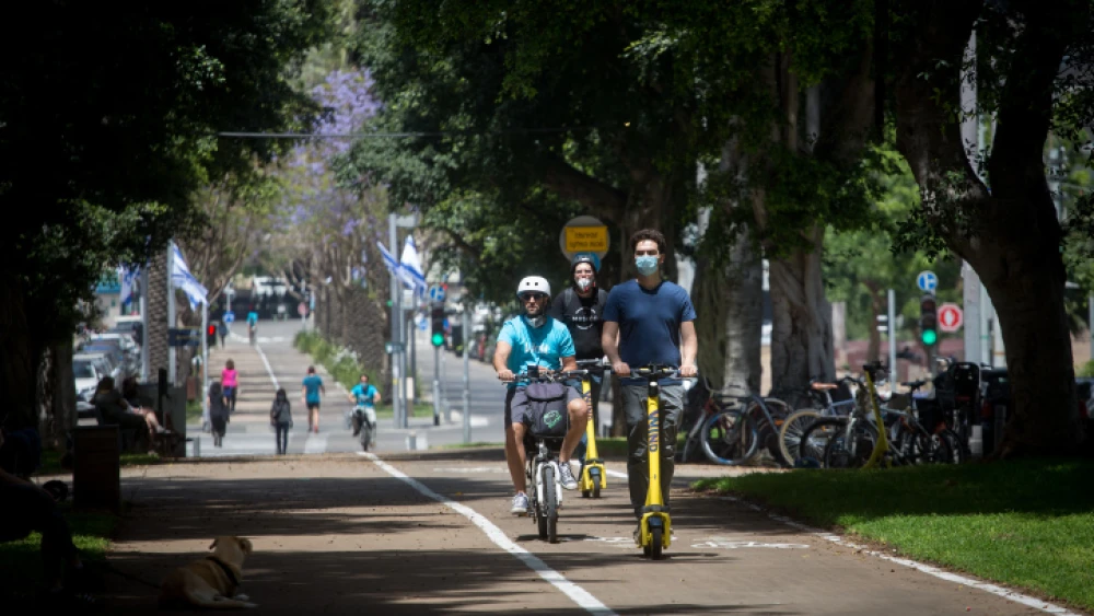 Chen Boulevard in Tel Aviv, April 22, 2020. Photo by Miriam Alster/Flash90.