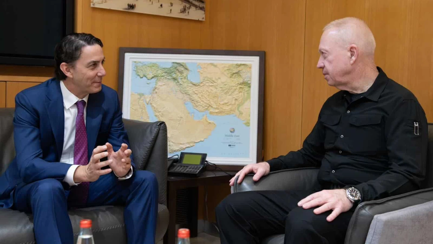 U.S. envoy Amos Hochstein (left) meets with Israeli Defense Minister Yoav Gallant at the Kirya military headquarters in Tel Aviv. Photo by Shachar Yurman/Defense Ministry.