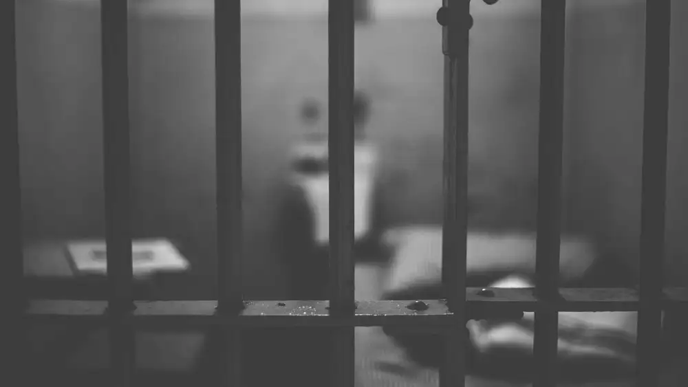 Prison, Jail