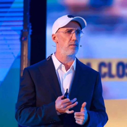 Yael Foundation co-founder Uri Poliavich speaks at the organization’s annual conference in Cyprus, Feb. 4, 2025. Credit: Yael Foundation.