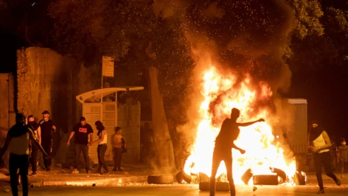 Police officers clash with protesters during a protest over tension in Jerusalem, in Ramle, on May 10, 2021. Photo by Yossi Aloni/Flash90.