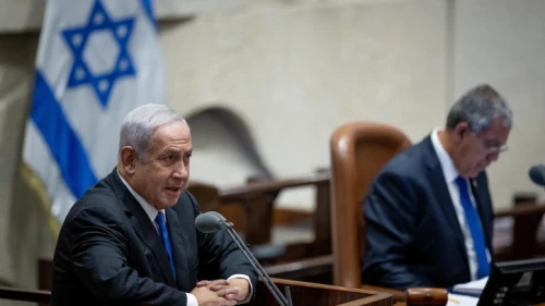 Opposition leader Benjamin Netanyahu attends a plenum session in the Knesset assembly hall, June 20, 2022. Photo by Yonatan Sindel/Flash90.