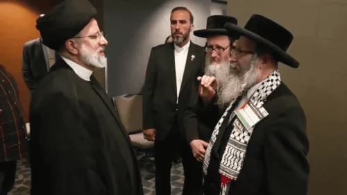 Iranian President Ebrahim Raisi (left) meets with members of the Haredi Neturei Karta faction in New York, Sept. 20, 2023. Source: X/Twitter.