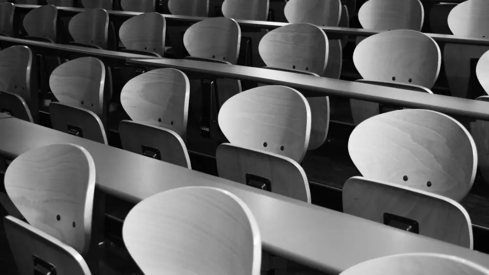 Empty lecture hall. Credit: Pixabay.