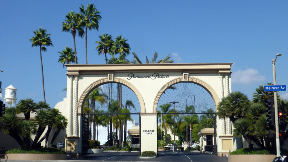 The Melrose Gate entrance to Paramount Pictures' studio lot in the Hollywood neighborhood of Los Angeles, Oct. 26, 2014. Credit: Coolcaesar via Wikimedia Commons.
