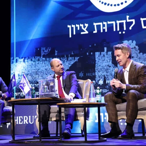 l. to r. Ben Shapiro, Amiad Cohen, CEO of Herut Center for Israeli Liberty, and Douglas Murray at the Freedom of Zion Conference in Jerusalem, Nov. 19. 2024. Photo by Yaakov Nachumi/Herut Center.