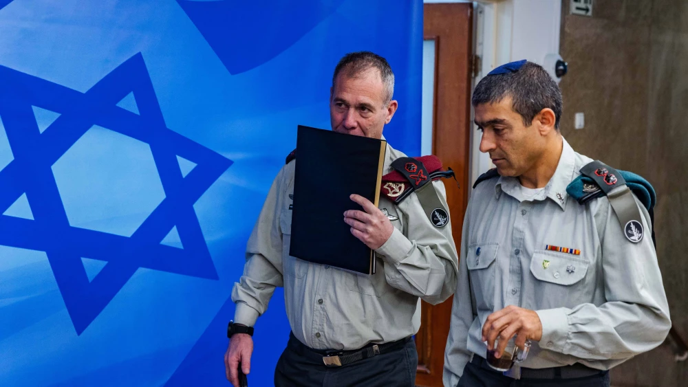 Israeli Prime Minister Benjamin Netanyahu's military secretary, Maj. Gen. Avi Gil, attends a government meeting at the Prime Minister's Office in Jerusalem, Jan. 8, 2023. Photo by Olivier Fitoussi/Flash90.