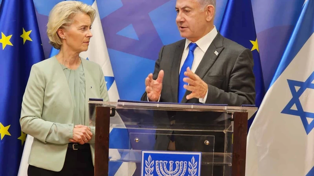 Israeli Prime Minister Benjamin Netanyahu meets with E.U. president Ursula von der Leyen at the Kirya in Tel Aviv on Oct. 13, 2023. Credit: GPO.