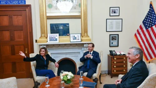 Israeli President Isaac Herzog and House Speaker Nancy Pelosi meet in the White House on Oct. 25, 2022. Credit: Kobi Gideon/GPO.