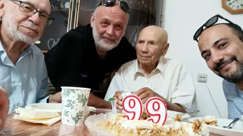 World War II vVeteran Lev Yilevitz celebrates his 99th birthday.