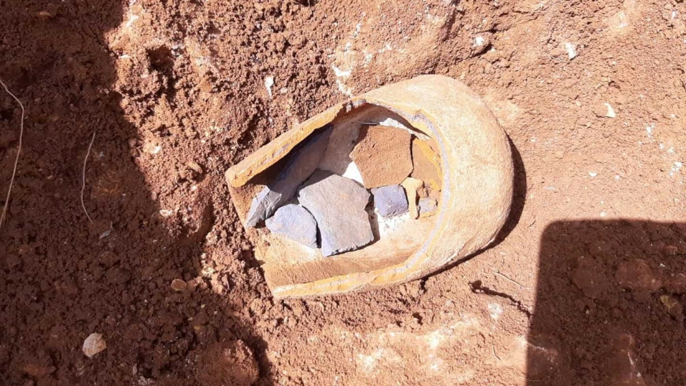 The silver hoard from Mras ed-Din in Samaria, composed of six large silver cut-ingots—also known as Hacksilber—dating to the 7th century BCE. Photo by Shai Bar.