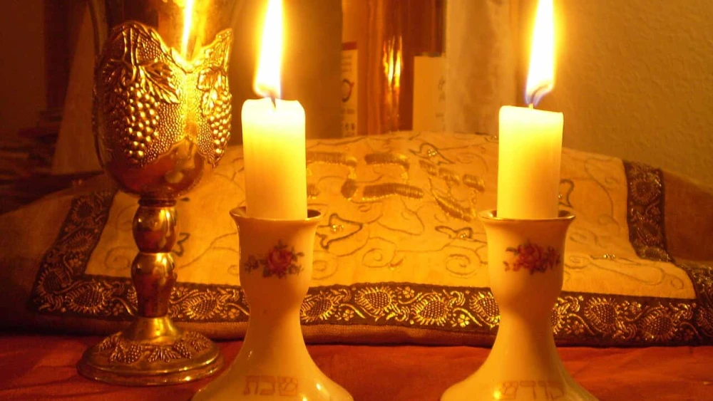Shabbat Candles
