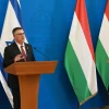 Israeli Foreign Minister Gideon Sa'ar (left) and Hungarian Foreign Minister Péter Szijjártó hold a press conference in Budapest on Sept. 8, 2025. Source: @gidonsaar/X.