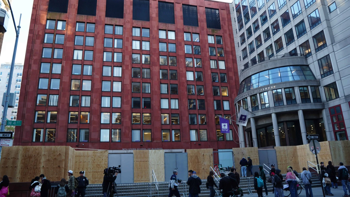 Fk Riot NYU: Over half arrested for anti-Israel riots not tied to school ...