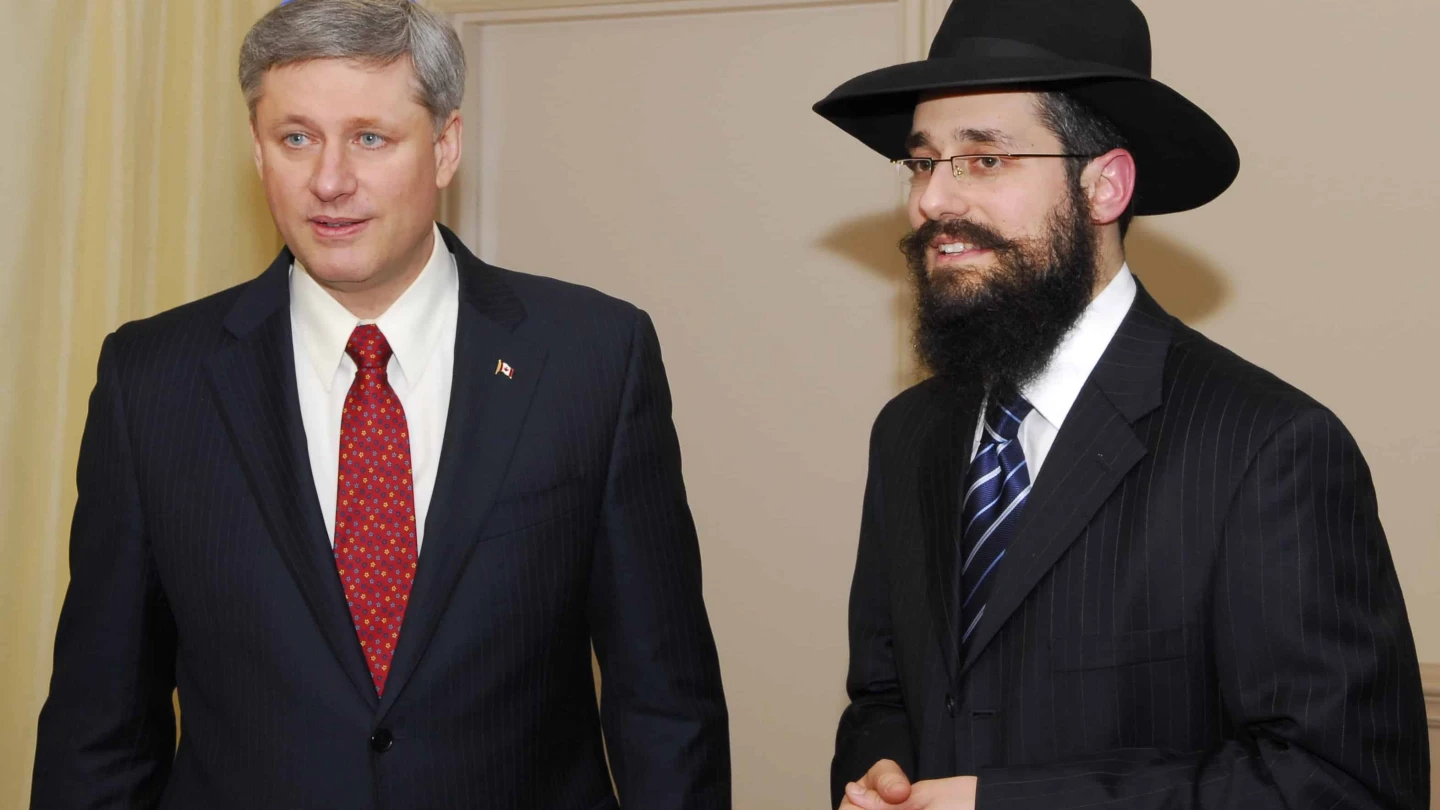 F Rabi Accidental YouTube sensation Rabbi Mendel Kaplan has led a Toronto ...
