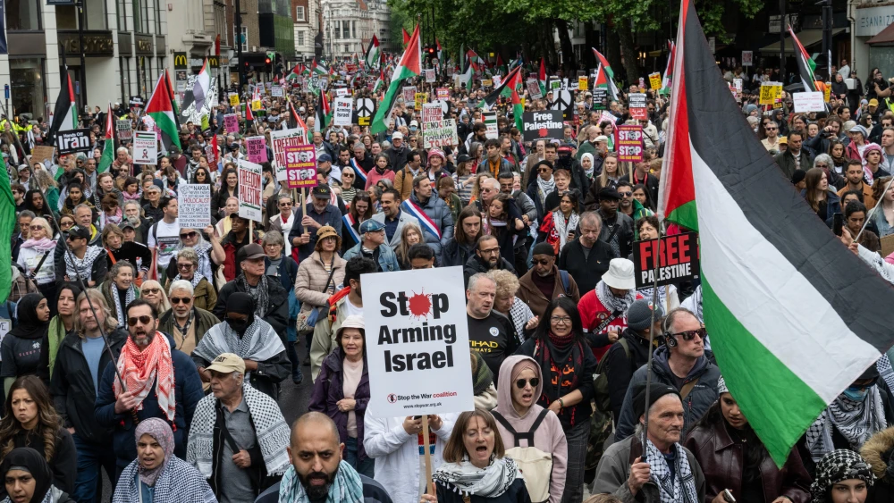 Thousands of people join an anti-Israel march leaving Exhibition Road in London on May 16, 2026. Photo by Guy Smallman/Getty Images.