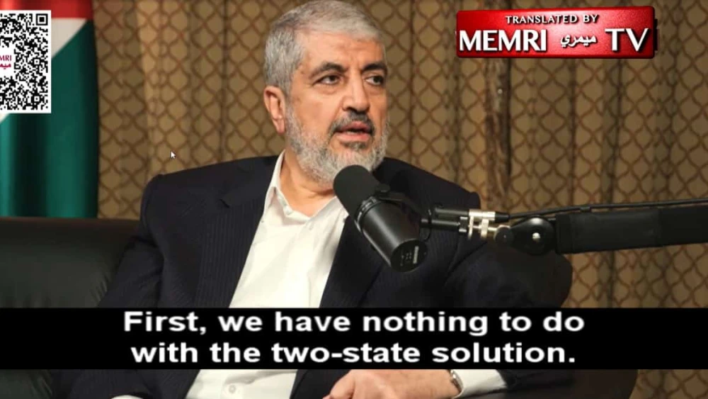 Hamas leader abroad Khaled Mashaal during the interview with Kuwaiti podcaster Amar Taki that aired in January 2024. Source: MEMRI screenshot.