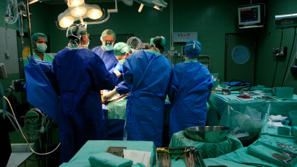 Israeli surgeons and nurses conduct open-heart surgery in an Israeli hospital on Jan. 15, 2007. Photo by Nati Shohat/Flash90.