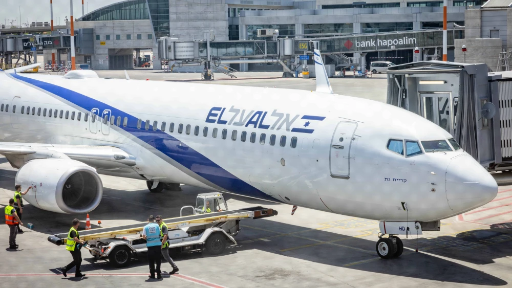 An EL AL flight at Ben Gurion International Airport, May 13, 2025. Photo by Nati Shohat/Flash90.