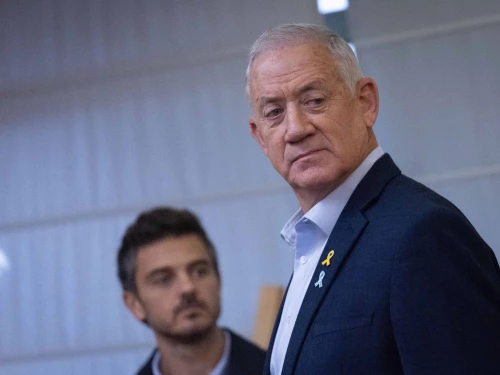 Blue and White Party leader Benny Gantz leads a faction meeting at the Knesset in Jerusalem on Dec. 29, 2025. Photo by Yonatan Sindel/Flash90.