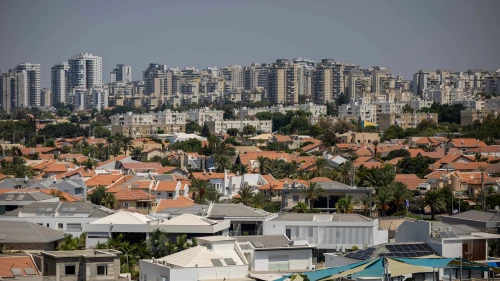 A view of Ashkelon, Aug. 27, 2024. Photo by Yonatan Sindel/Flash90.