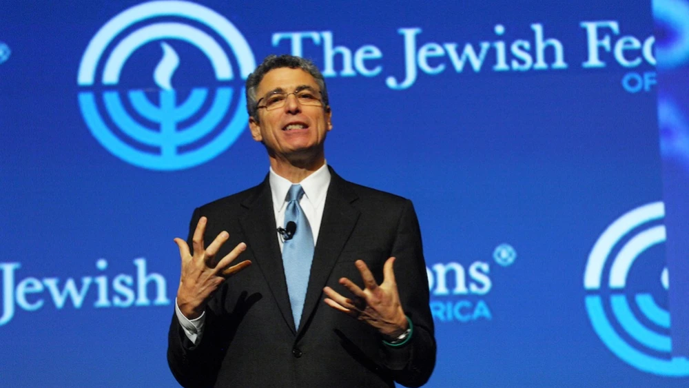 Union for Reform Judaism President Rabbi Rick Jacobs speaks at the Jewish Federations of North America General Assembly. Credit: Robert A. Cumins/JFNA.
