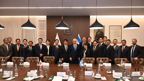 Israeli Prime Minister Benjamin Netanyahu and Knesset Foreign Affairs and Defense Committee Chairman Boaz Bismuth meet a delegation of Japanese lawmakers, at the Prime Minister's Office in Jerusalem, Jan. 7, 2026. Photo by Haim Zach/GPO.