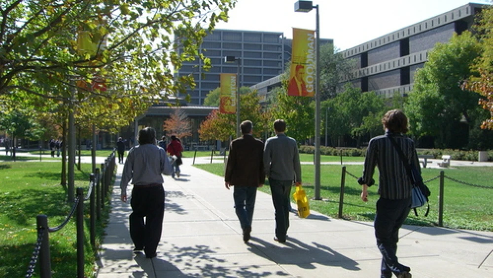 The campus of the University of Illinois at Chicago. Credit: Onar Vikingstad via Wikimedia Commons.