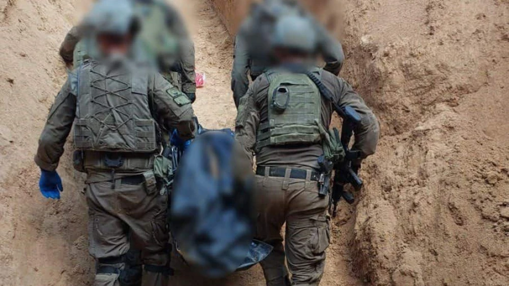Israel Defense Forces troops recover the bodies of five hostages from the Gaza Strip, July 24, 2024. Credit: Israel Security Agency (Shin Bet).