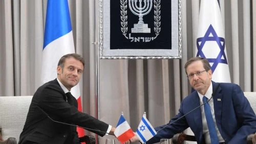Israeli President Isaac Herzog meets in Jerusalem with his French counterpart Emmanuel Macron, Oct. 24, 2023. Photo by Amos Ben Gershom/GPO.