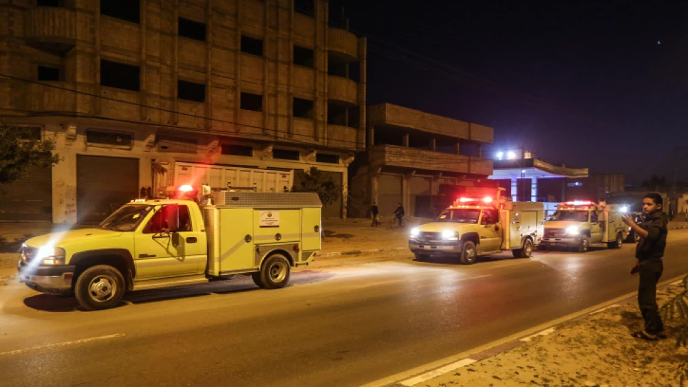 Civil-defense and firefighting vehicles donated to the Gaza Strip by Qatar enter the coastal territory from Israel through the Kerem Shalom crossing on Dec. 17, 2019. Photo by Abed Rahim Khatib/Flash90.