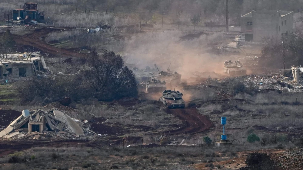 Israeli tanks leaving Meiss al Jabal, Southern Lebanon, Dec. 4, 2024. Photo by Ayal Margolin/Flash90.