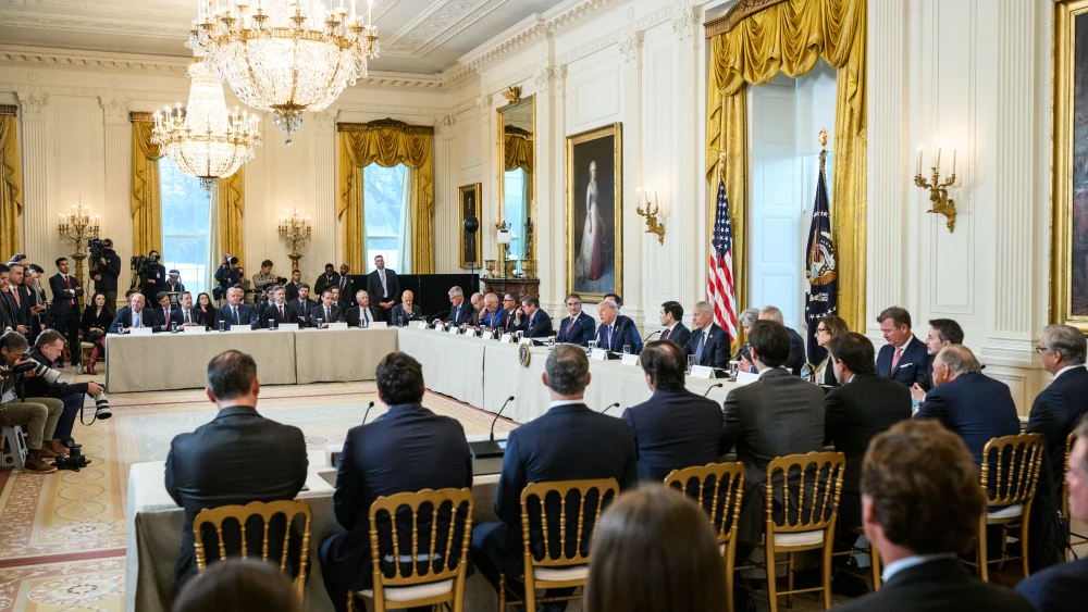 Trump Tucker Carlson