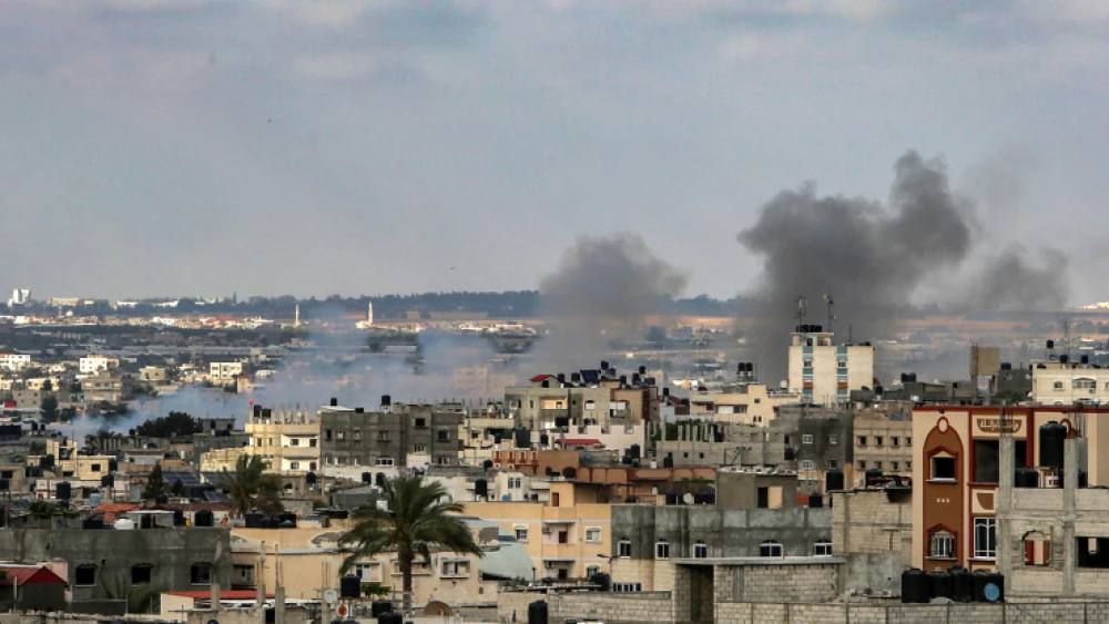 An Israeli air strike on a target in Rafah, in the southern Gaza Strip, on May 20, 2021. Photo by Abed Rahim Khatib/Flash90.