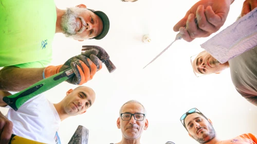 Repair the world. Credit: Tenufa Bakehila.