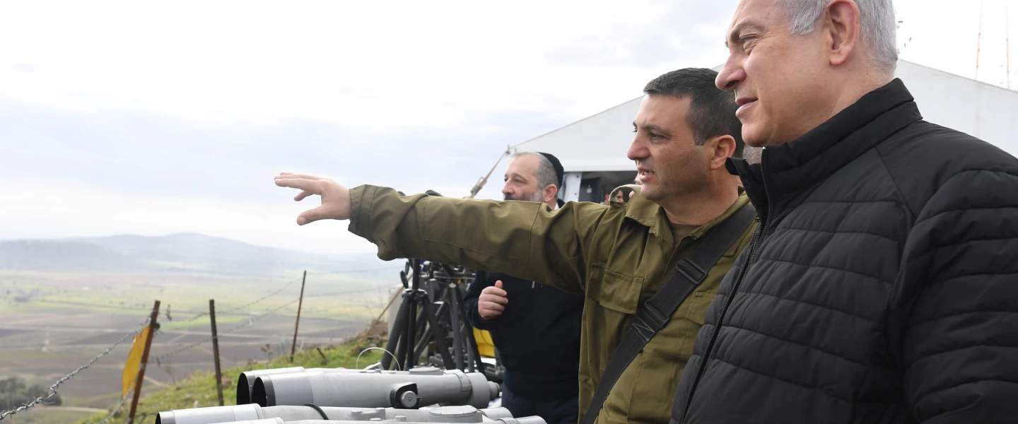 Israeli Prime Minister Benjamin Netanyahu and Security Cabinet members get a tour with the North Front Command in the Golan Heights on Feb. 6, 2018. Credit: Kobi Gideon/GPO.