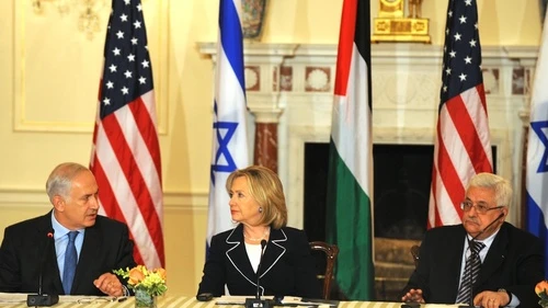 Israeli Prime Minister Benjamin Netanyahu (left), U.S. Secretary of State Hillary Clinton and Palestinian Authority leader Mahmoud Abbas at the Peace Conference in Washington, DC, September 2, 2010. Credit: Moshe Milner/GPO/Flash90.