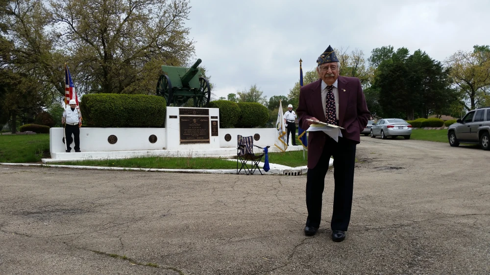 David Hymes, 103, of Chicago, during May of 2015 as master of ceremonies at a Memorial Day Remembrance Ceremony. Credit: Courtesy of Jewish War Veterans.