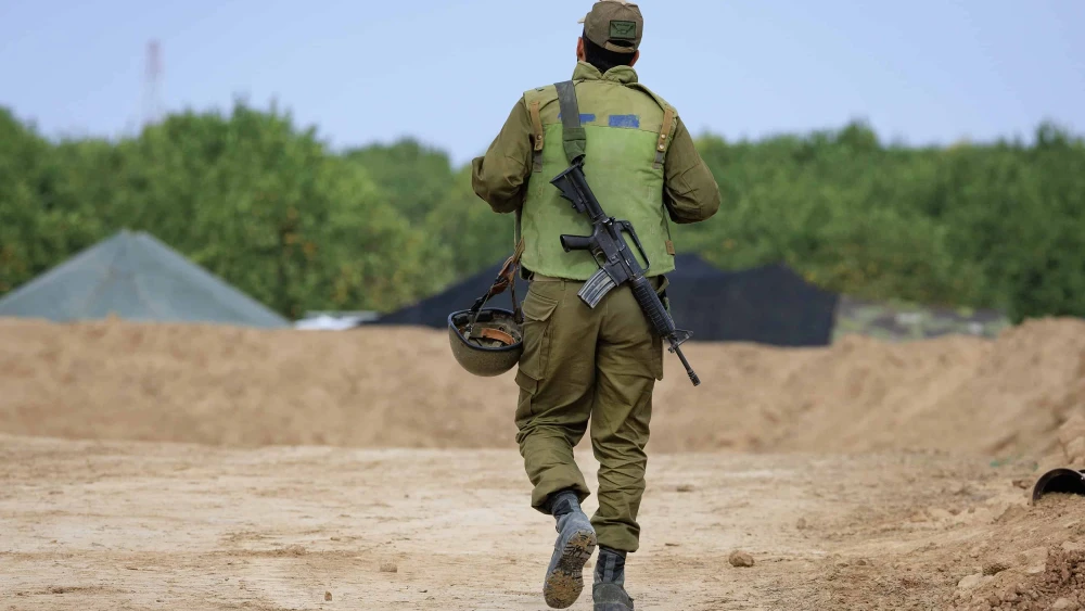 IDF Soldier, Artillery Corps